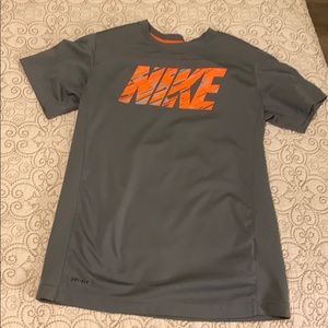 Nike t-shirt